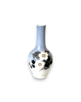 Vase med brombærranke Royal Copenhagen nr. 288