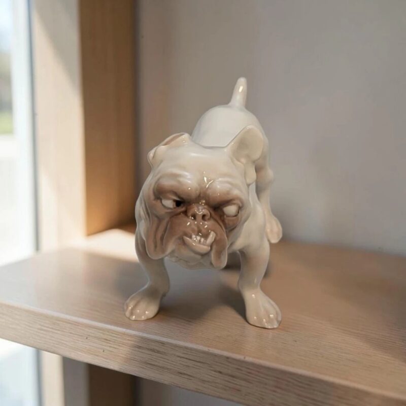 Bing & Grøndahl figur bidsk Bulldog, Dahl Jensen-1679