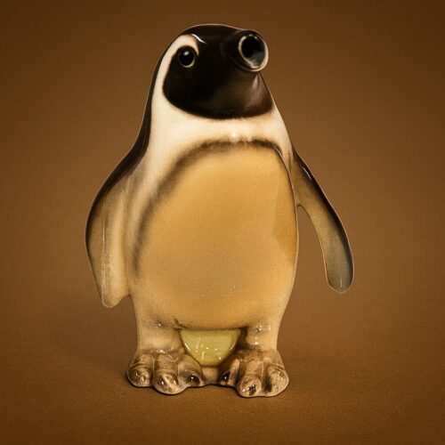 Copilot_20251030_013658 Lille pingvin, Bing & Grøndahl figur nr. 1020431 / 1821