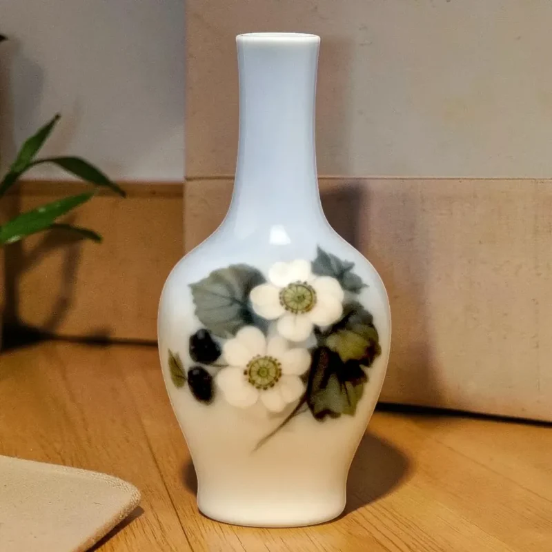 Vase med brombærranke Royal Copenhagen nr. 288