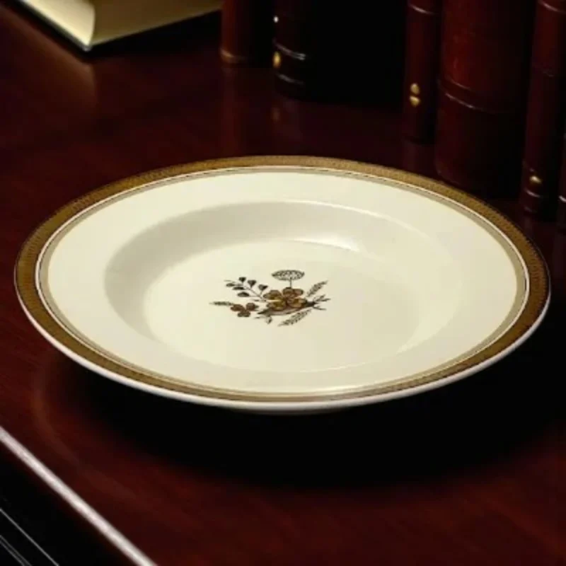 Dyb tallerken 21-7cm Royal Copenhagen Liselund(947-9590 )