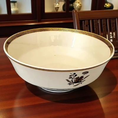 Salatskål Kløverblomst Royal Copenhagen (Gamle Liselund)