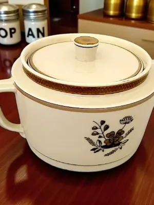 Sukkerskål Kløverblomst Royal Copenhagen (Gamle Liselund)