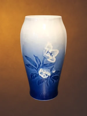 Julerose Vase – Bing & Grøndahl – Nr. 203_682 -