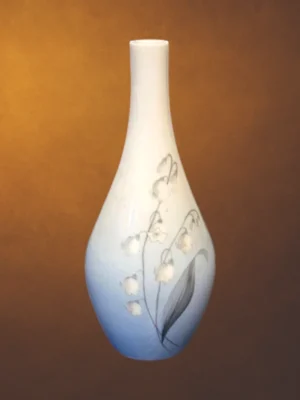 Royal Copenhagen Vase Liljekonval – Håndlavet Elegance 15 cm