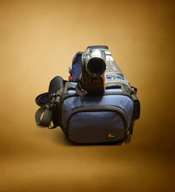 video kamera-sony nr DCR-DVD106E