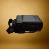 Detaljebillede af kontrolpanel og lukkerknap på Polaroid Image 2 – brugervenligt layout fra 1980’erne.