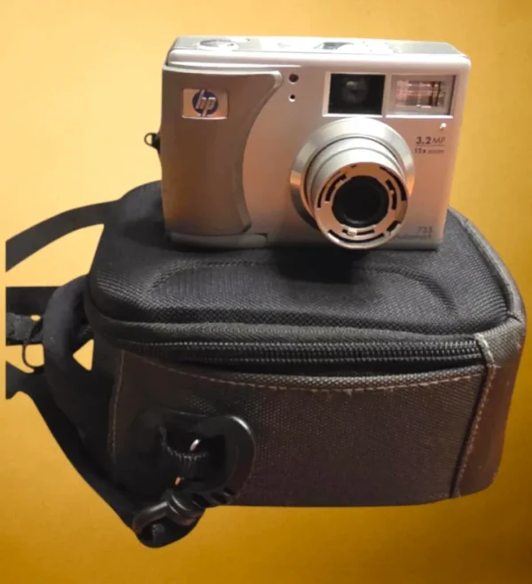 735-22 HP Q2210A digitalt kamera front