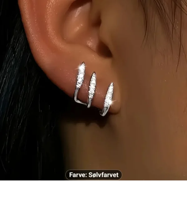 ørestikke sølvfarvet med øre