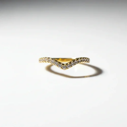 Ring med kubiske zirkonsten Guldbelagt – Liora (EU str. 54)