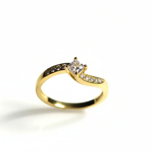 Ring med kubiske zirkonsten Guldbelagt – Alva (EU str. 54)