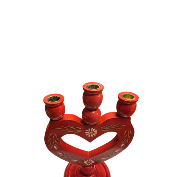 Svensk spolelysestage i rød lak – 3 Armede-oppe fra