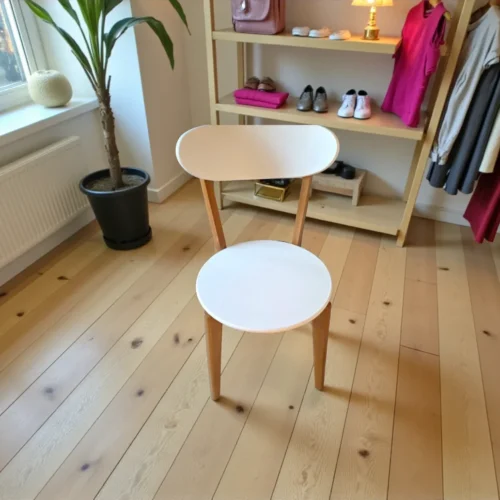 Antal: 4 stk. (2 nye + 2 brugte) Farve: Hvid