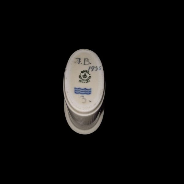 Royal Copenhagen Njal tandstikholder porcelæn 7B-bund