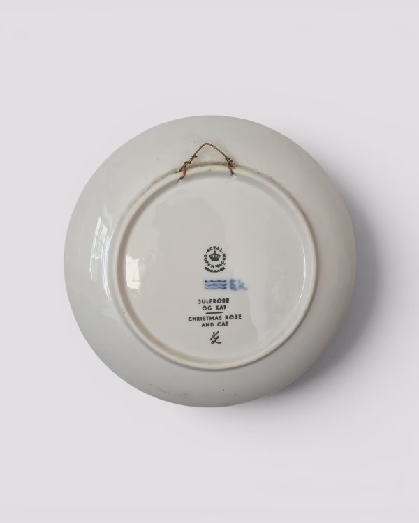 Royal Copenhagen Juleplatte 1970 Ø 18,3 cm – blå og hvid porcelænsplatte-bund