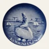 Platte med Den Lille Havfrue København blå porcelæn Ø 20 cm forside